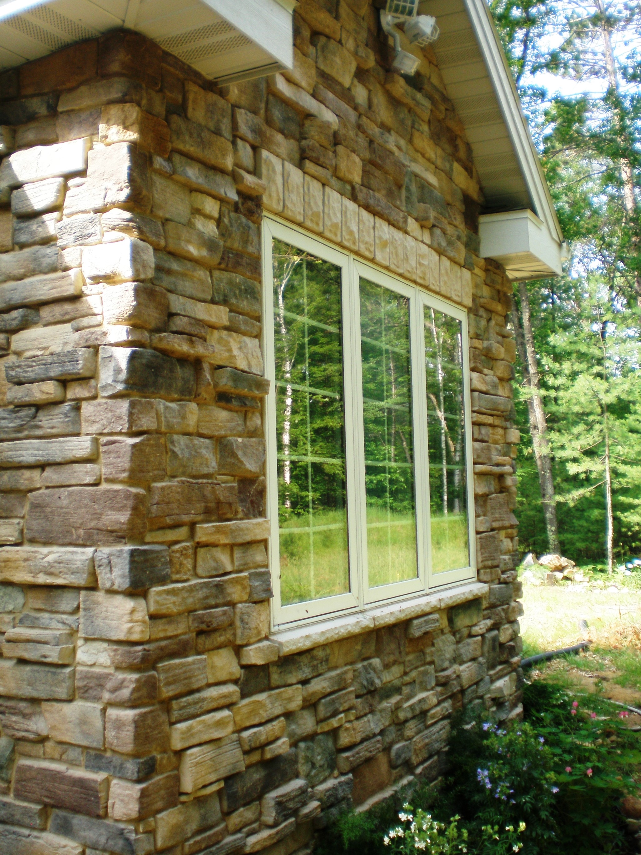Proline Cedar Creek & Niagara WE Exterior