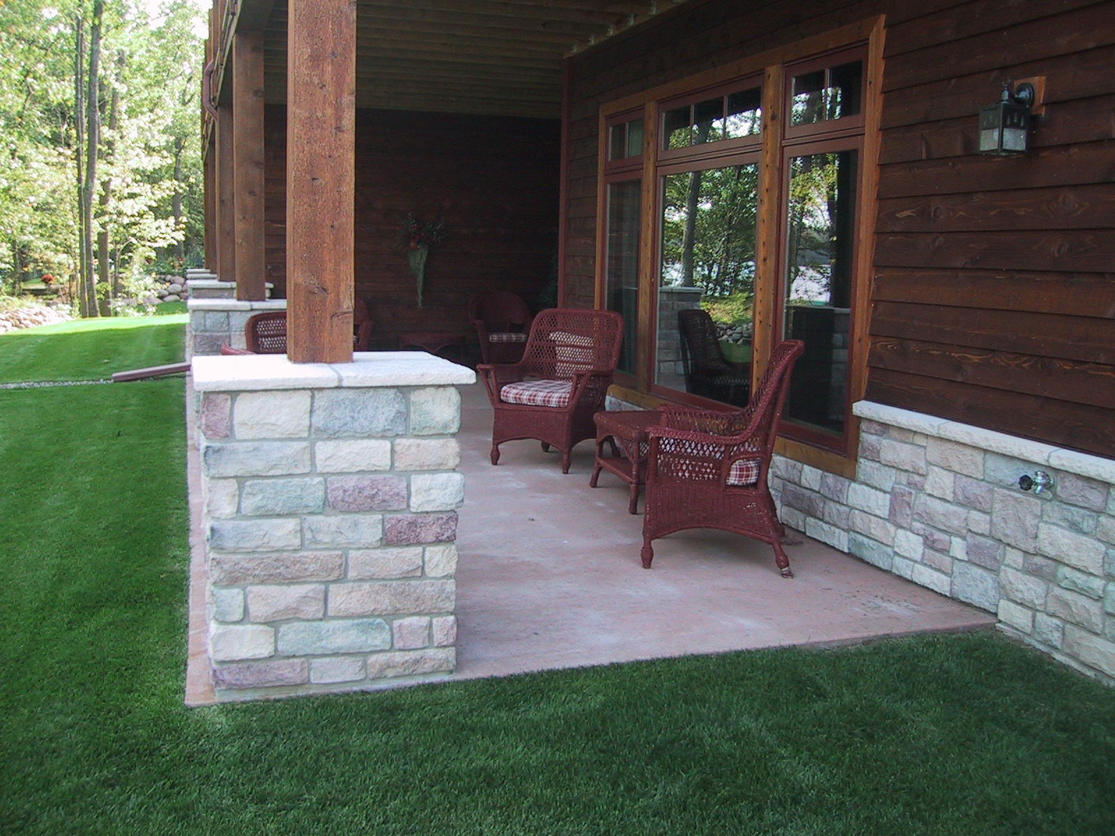 Proline Chardonnay LS Exterior