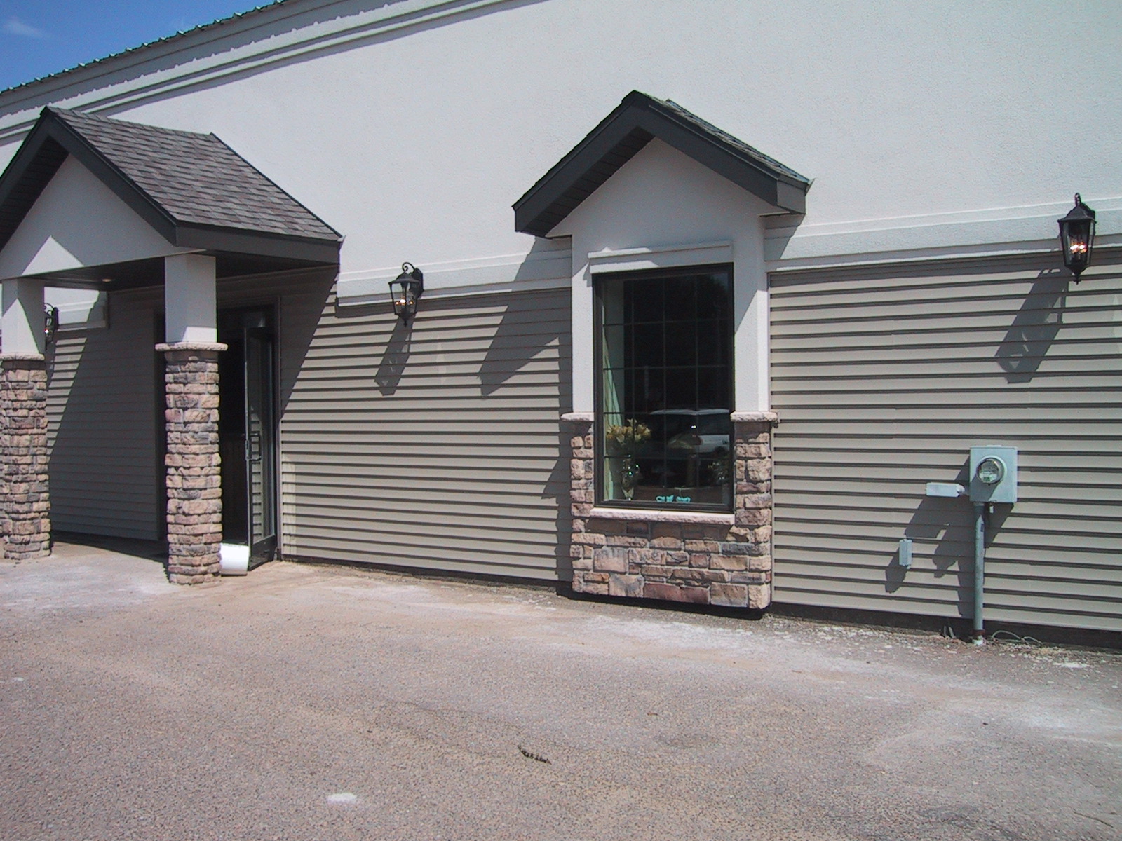 Proline Donegal Ledgestone Exterior