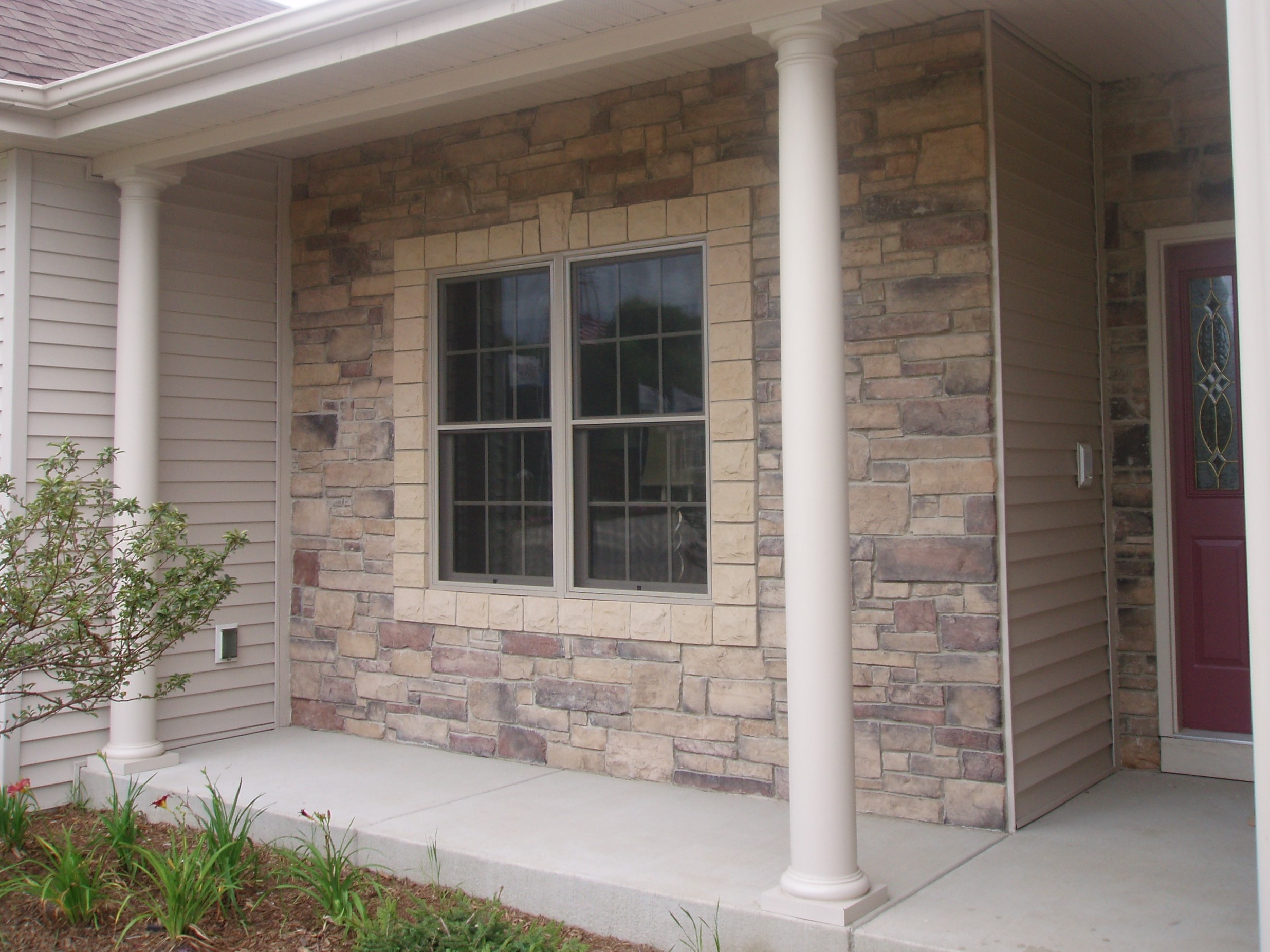 Proline Donegal Ledgestone Exterior