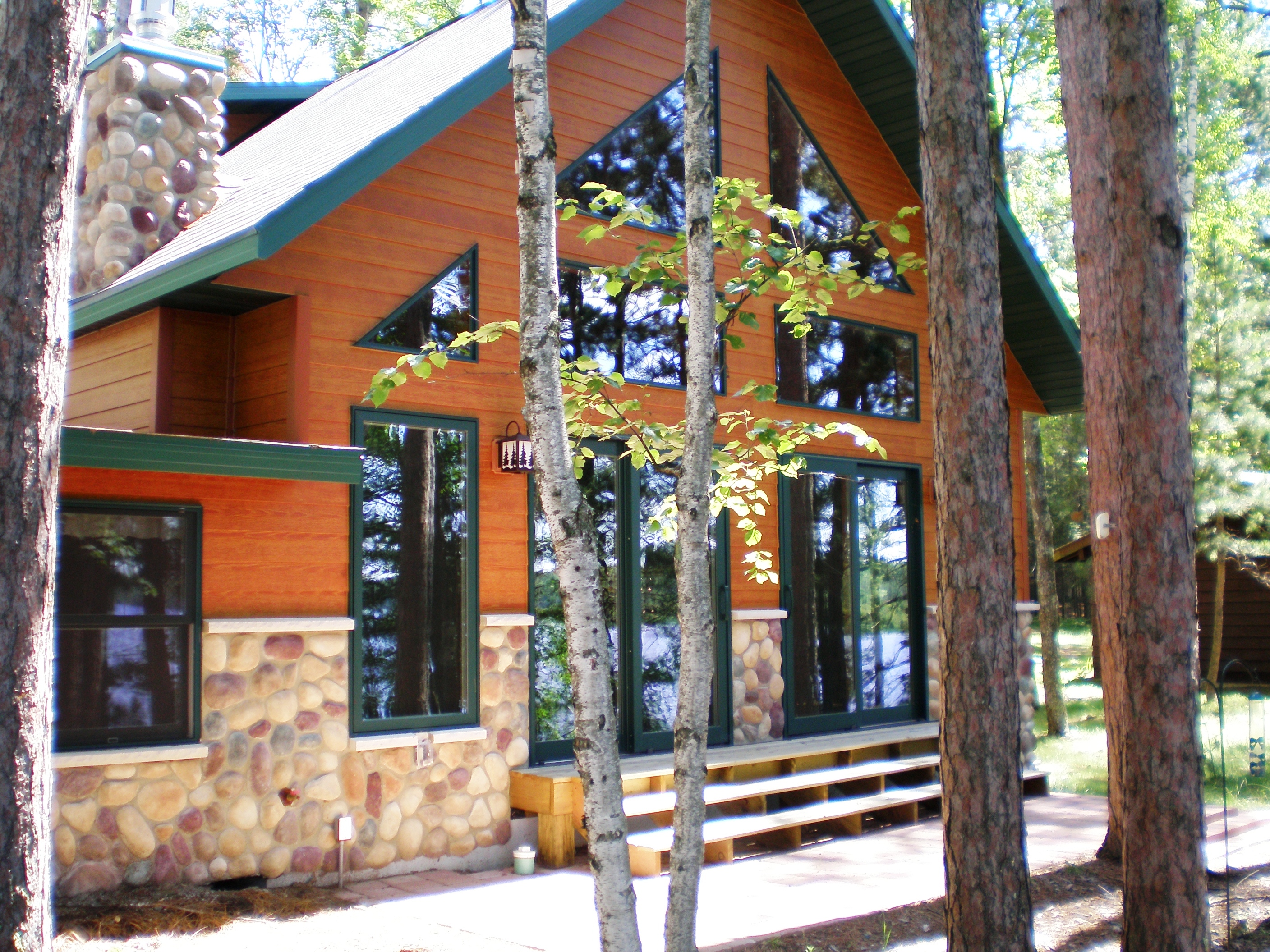 Proline Earthblend & Shoreblend RR Exterior