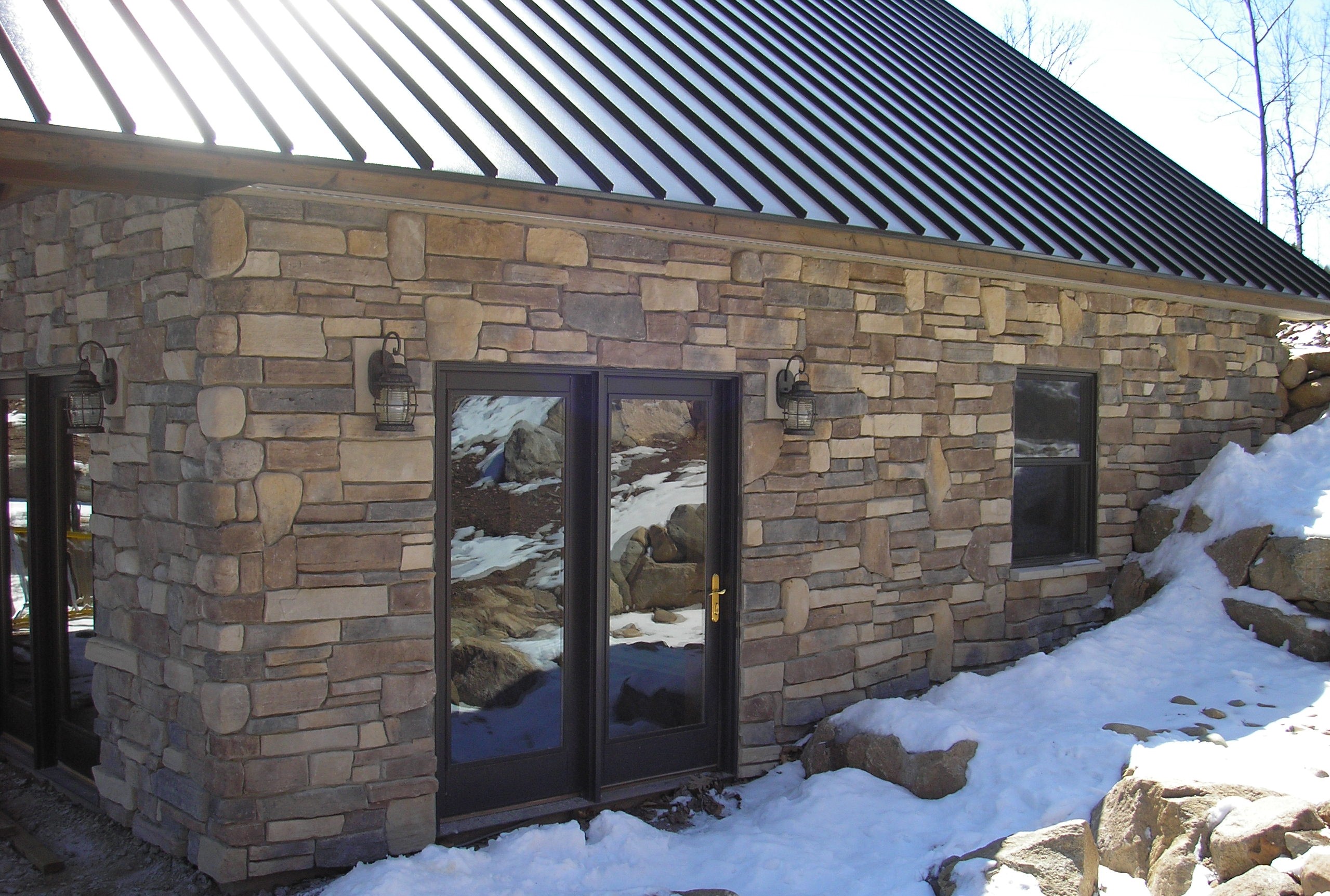 Proline Niagara WE & Bailey H Exterior