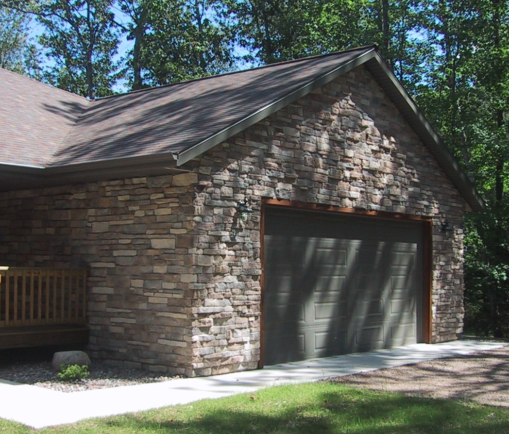 Proline Niagara WE Exterior