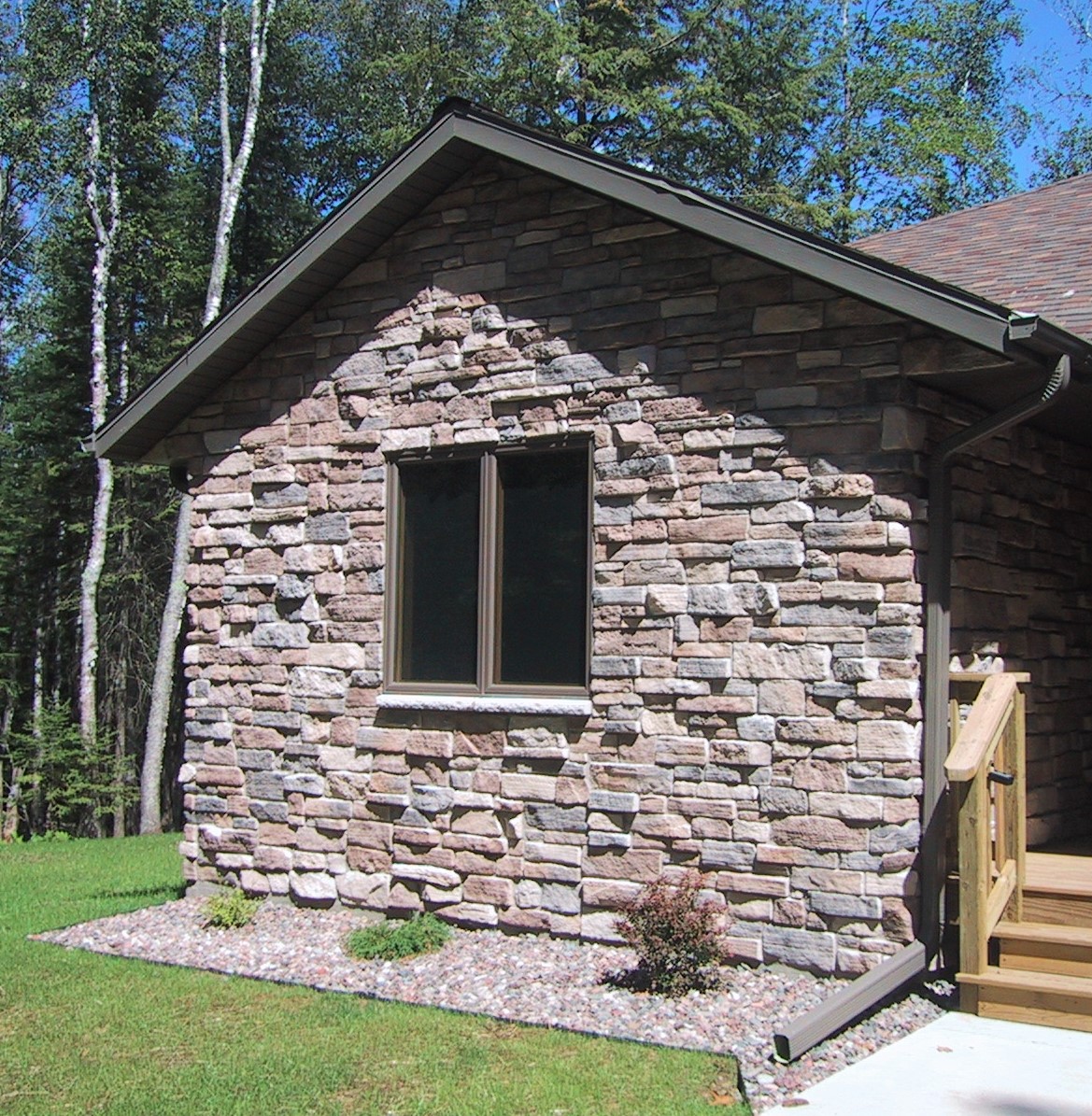 Proline Niagara WE Exterior