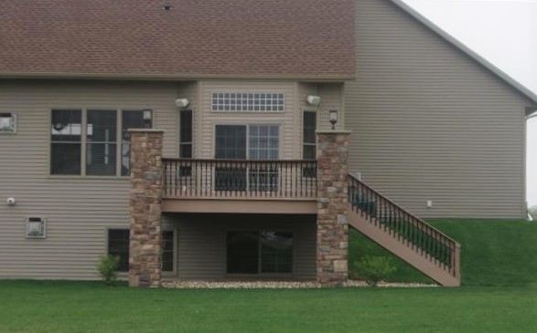 Proline Rockford LS Exterior