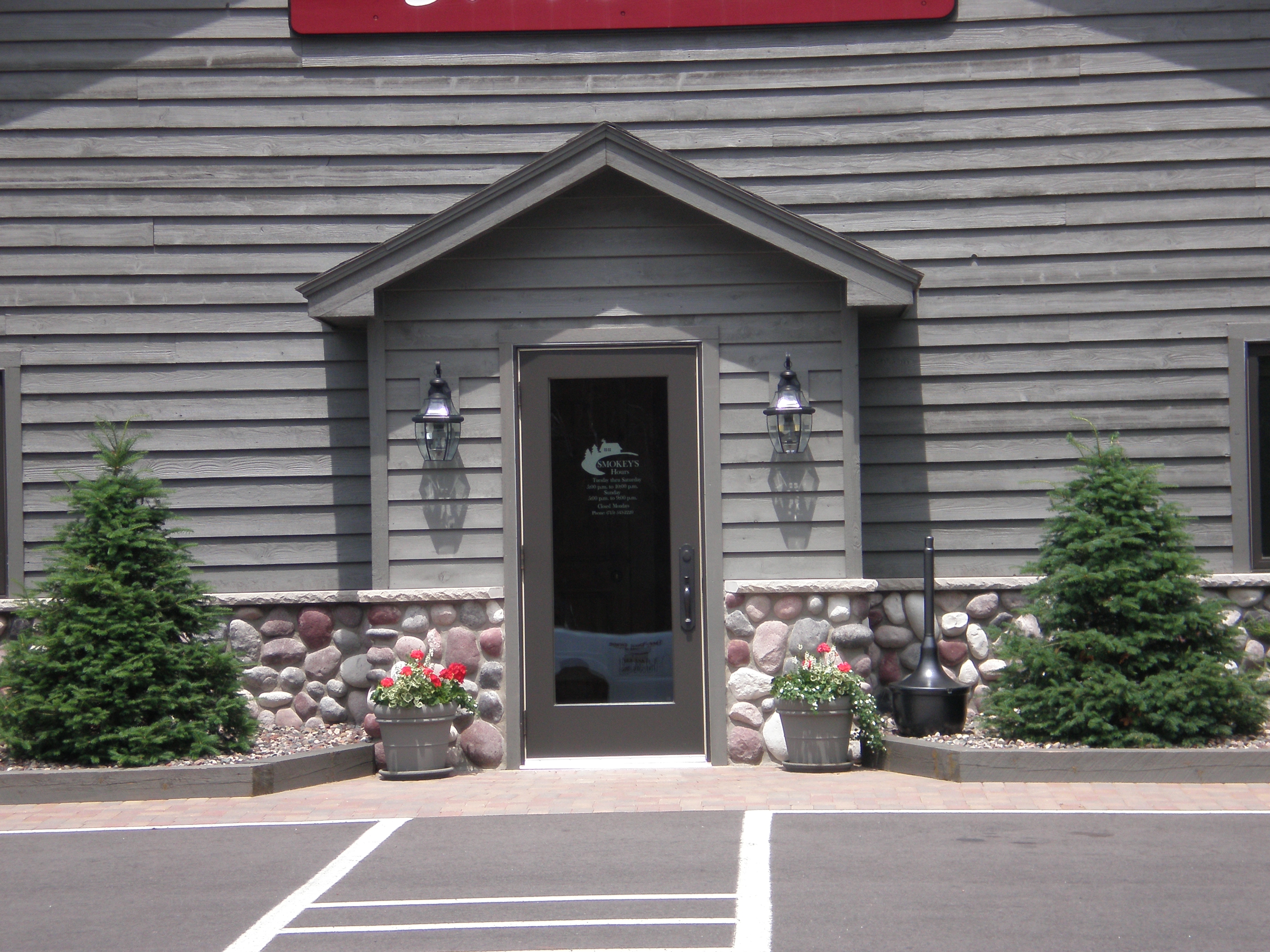 Proline WI RR Exterior