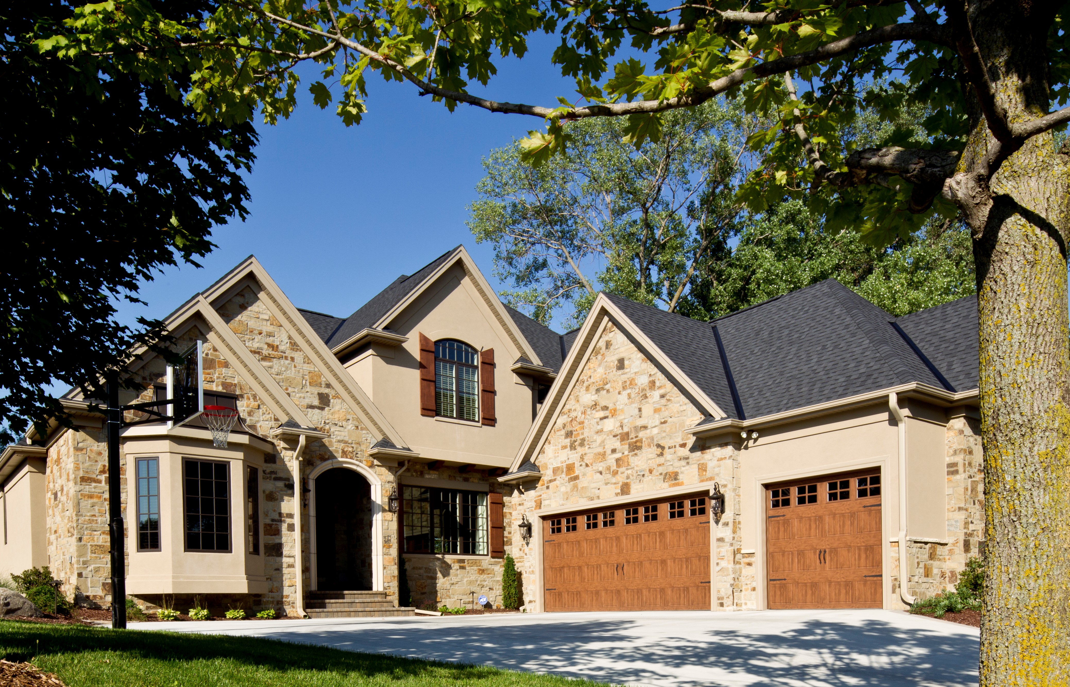 Edwards Bucks Creek Ashlar Exterior