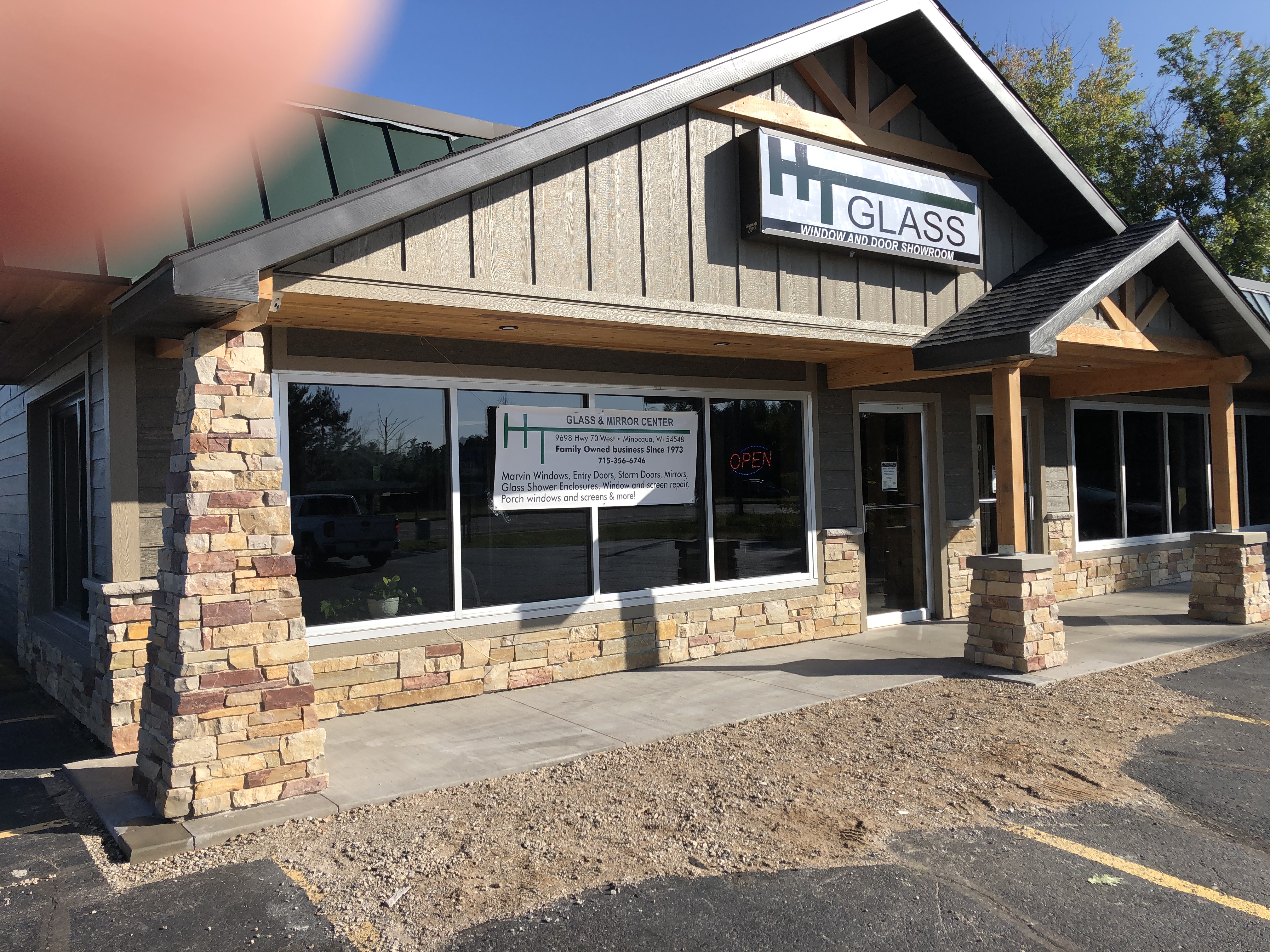 Halquist Chilton Web & Ledge Exterior