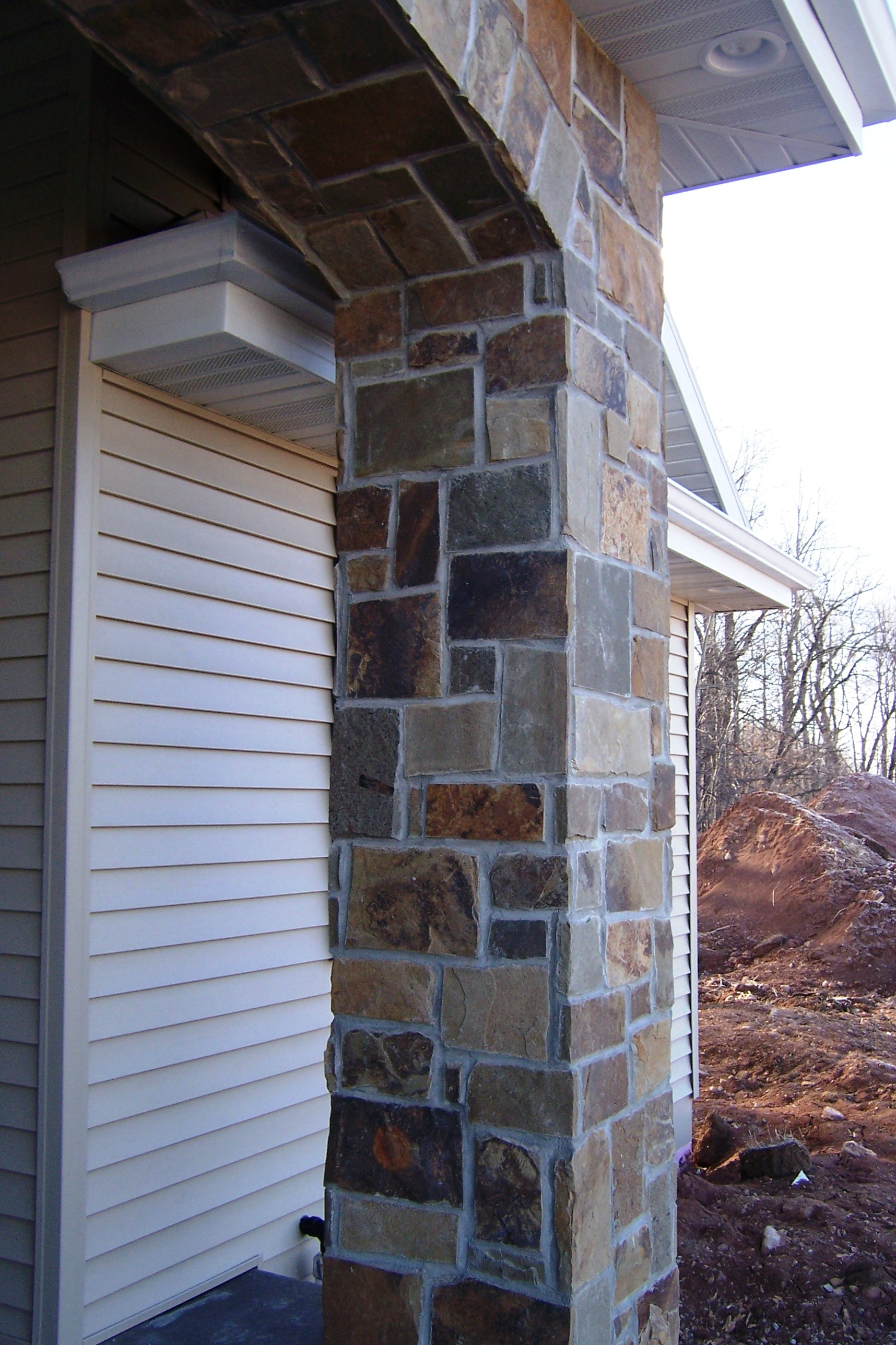 Halquist Dimensional Chalet Grey Exterior