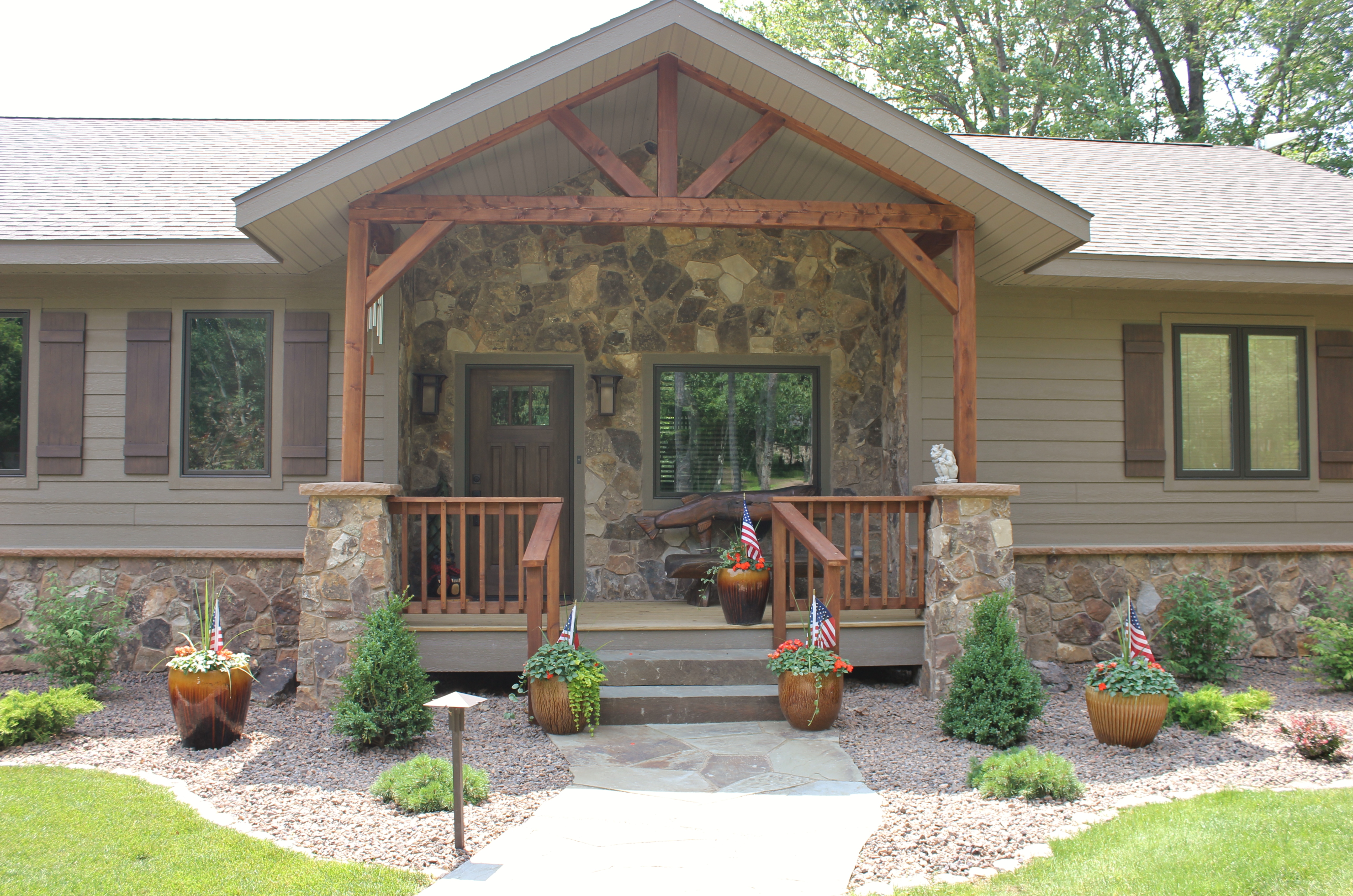Telluride Chestnut Brown Exterior