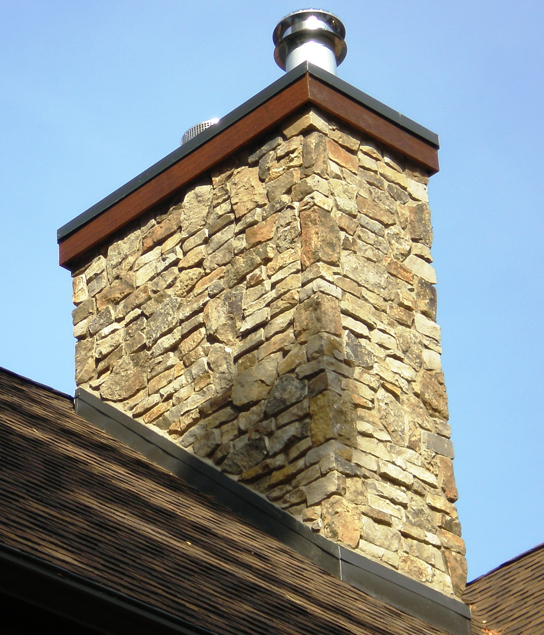 Wisco Dark Cobbles Exterior