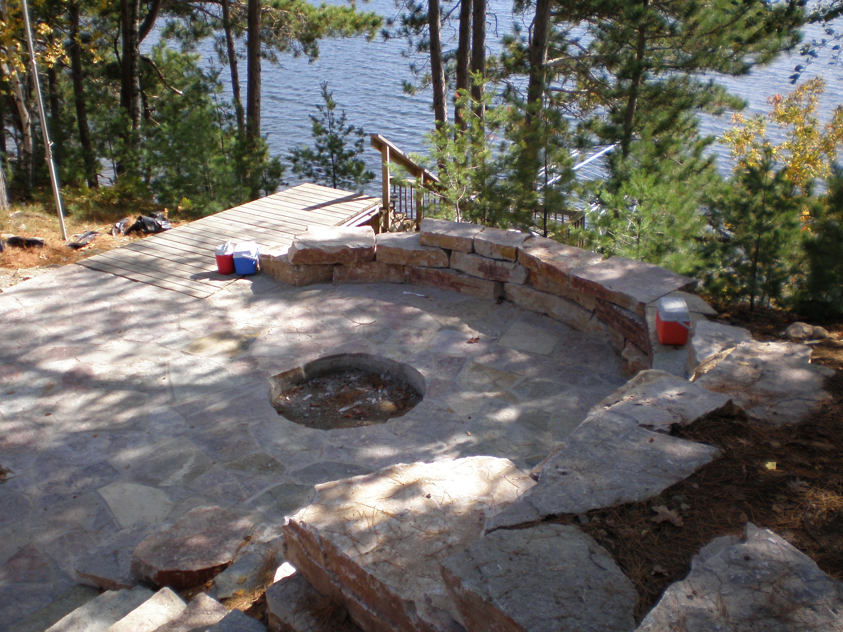 halquist chilton AC wetset flagstone patio with firepit