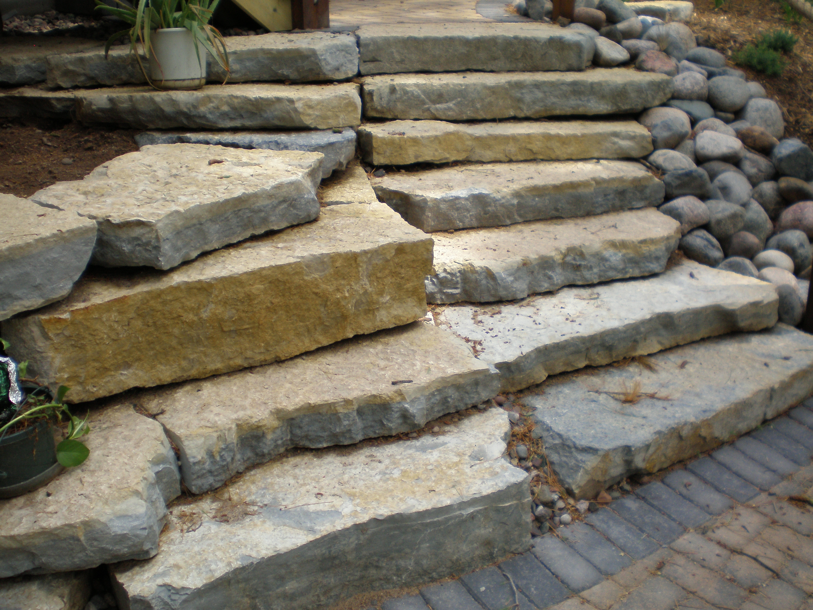 Retaining Wall Stone