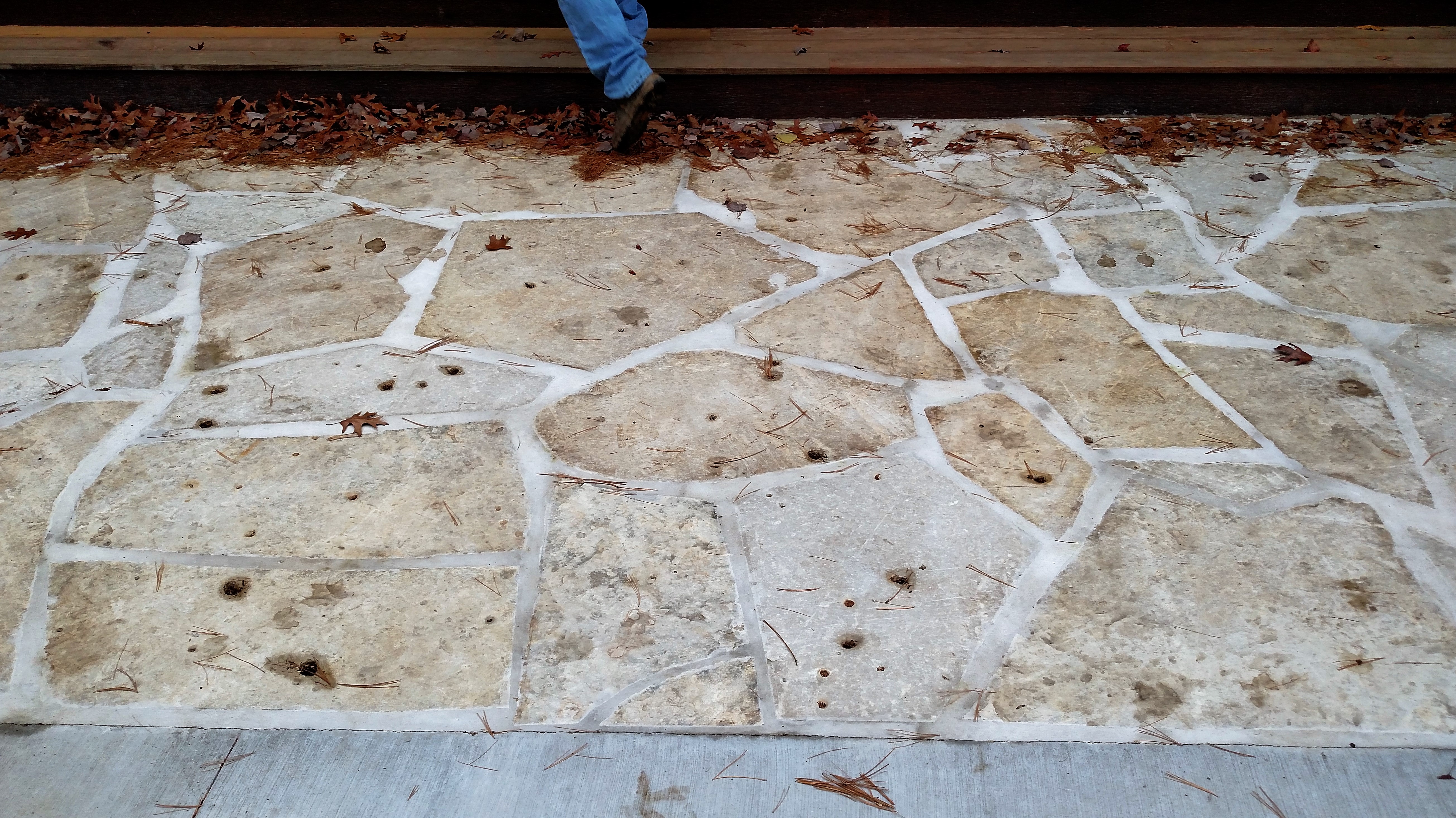 monacelli lannon glacier flagstone patio